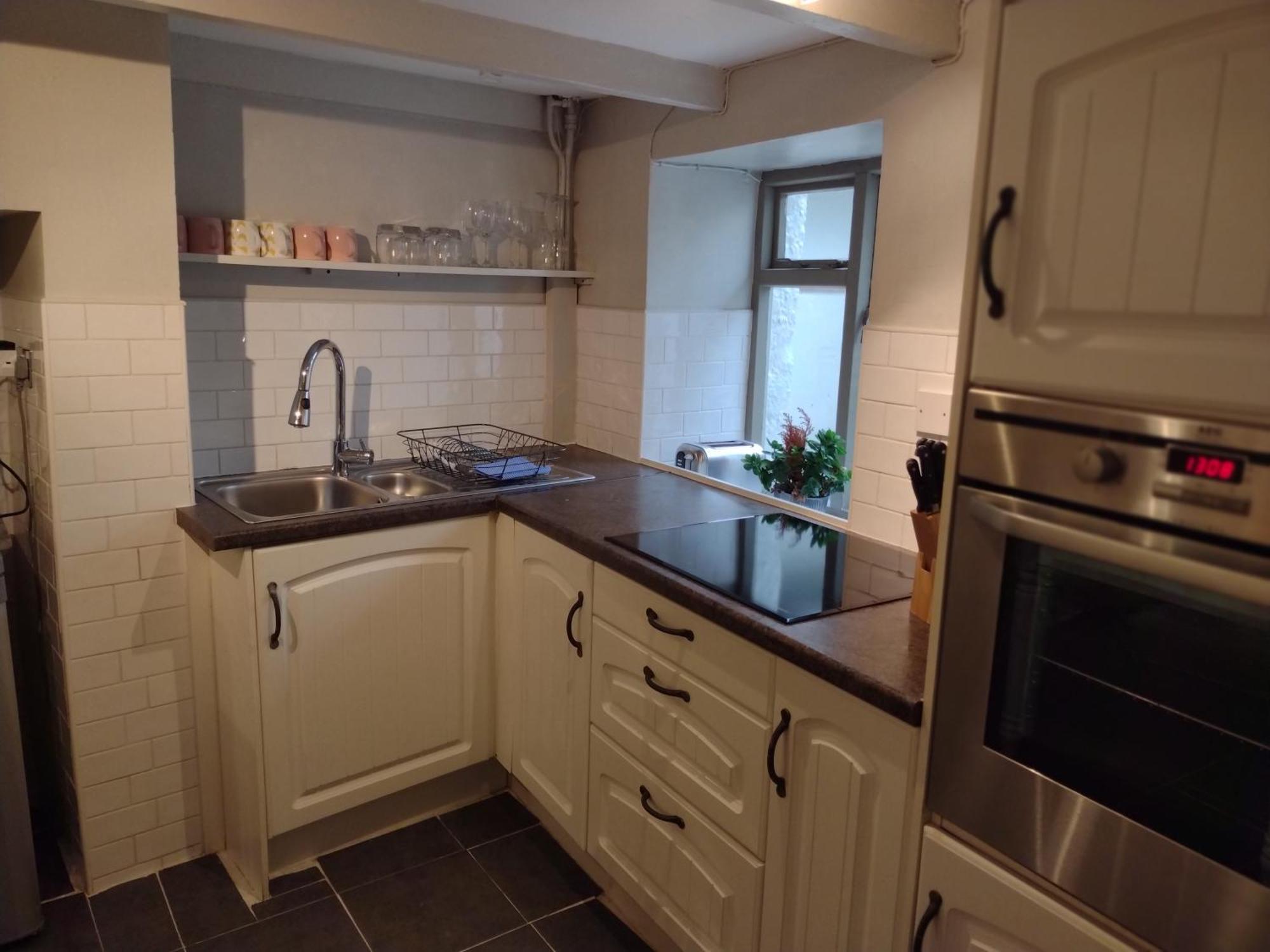 Samphire Cottage Хелстън Екстериор снимка